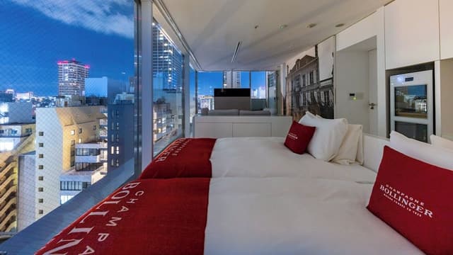 Top Floor Twin Room, Non Smoking (14F)