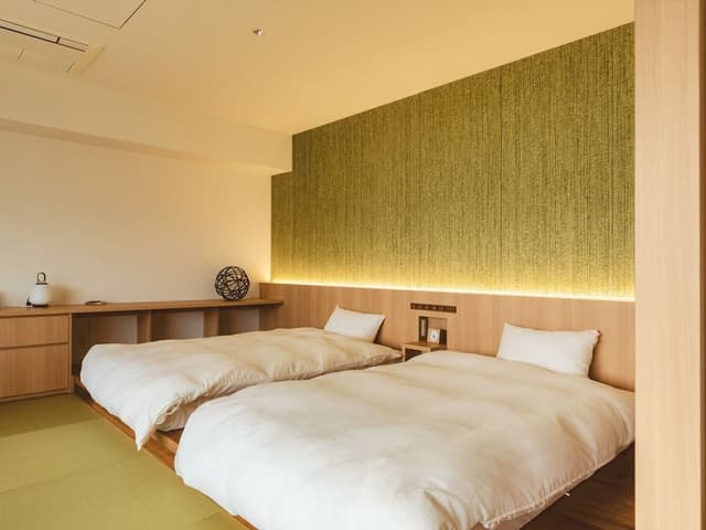 Executive Twin Room, Non Smoking, Private Bathroom (with Balcony)