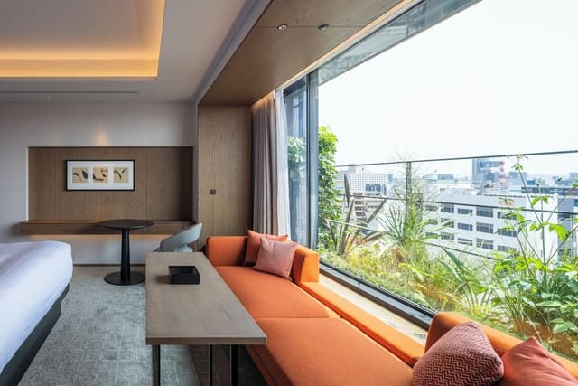 Premier Room, 1 King Bed, Non Smoking, City View