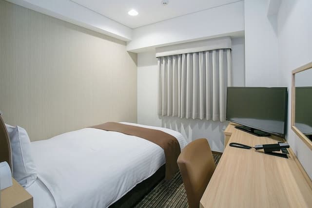 Semi-Double Room, Non-Smoking (For 2 Guests)