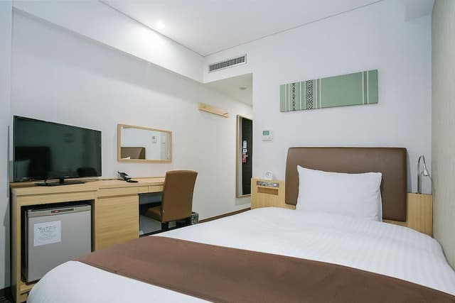 Semi-Double Room, Non-Smoking (For 2 Guests)