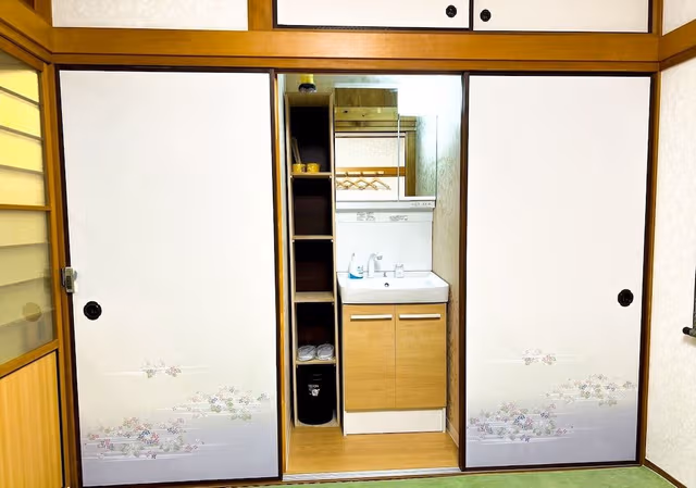 Family Quadruple Room, Non Smoking (101)