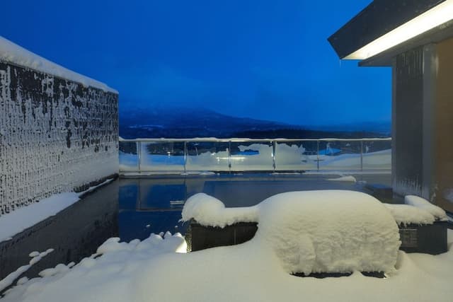 5 Bedrooms Penthouse B [Mountain View]