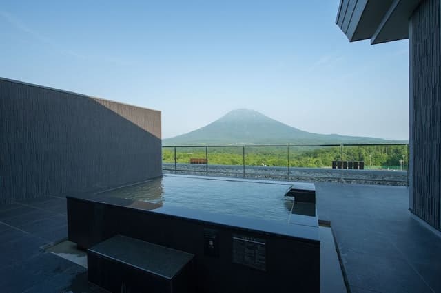 5 Bedrooms Penthouse B [Mountain View]