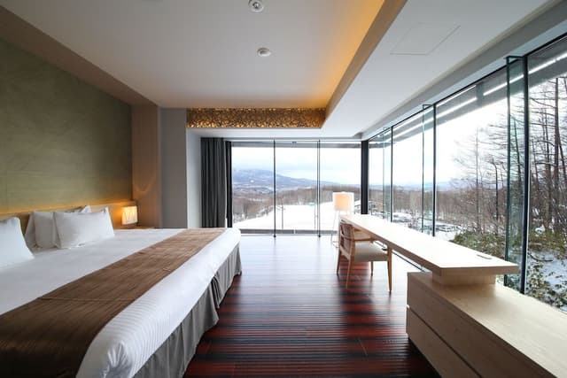3 Bedrooms Apartment [Mountain View]
