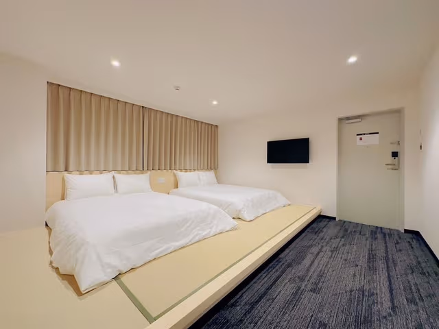 Family Twin Room