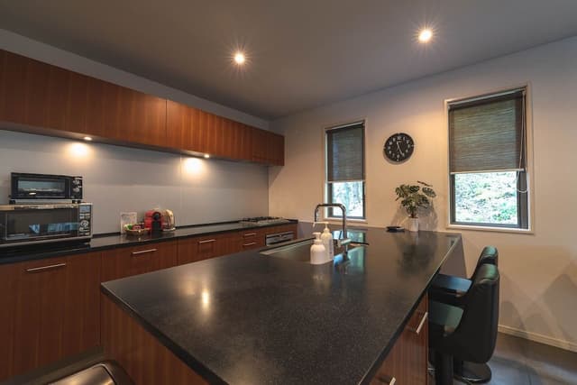 Luxury Chalet, 3 Bedrooms (Phoenix)