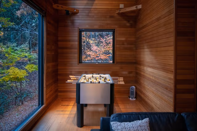 Luxury Room (Phoenix One)