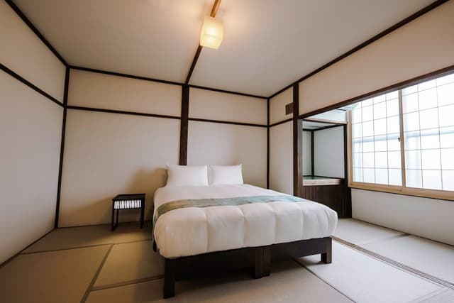Deluxe Room, 2 Queen Beds, Mountain View