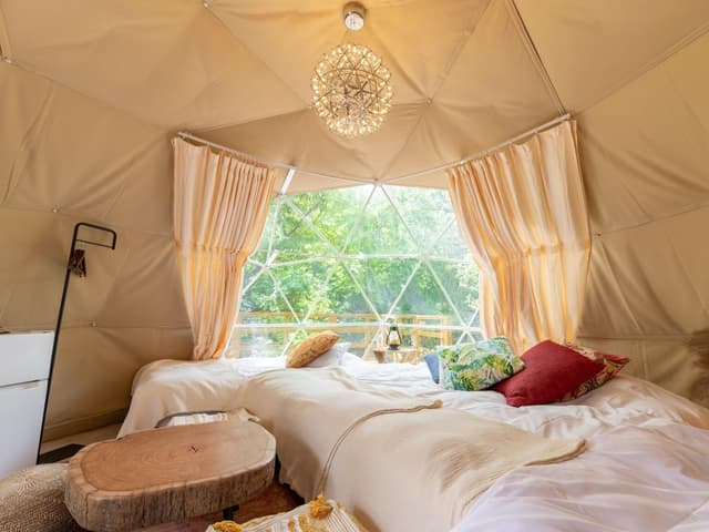 Dome Tent with 4 Single Beds