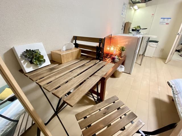 Apartment (1B)