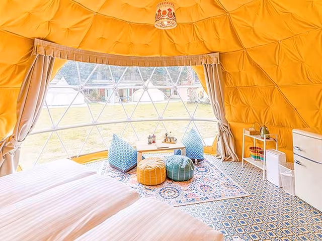 Dome Tent with 4 Single Beds