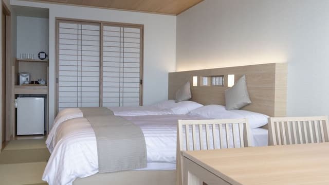 [Premium Floor] Modern Japanese Style Room with Outdoor Bath, Non Smoking (41 sqm)
