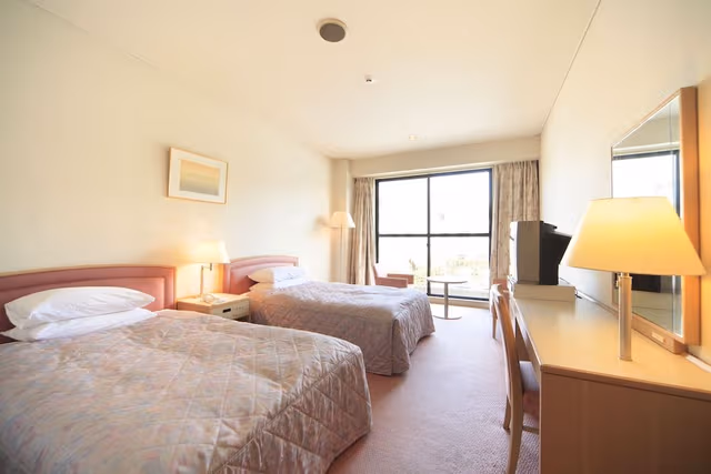 Standard Twin Room
