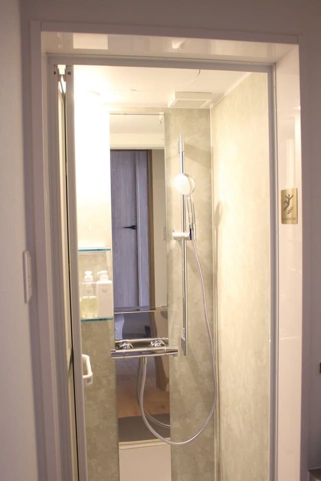 Basic Twin Room