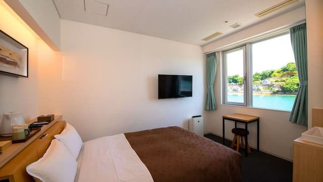 Basic Double Room