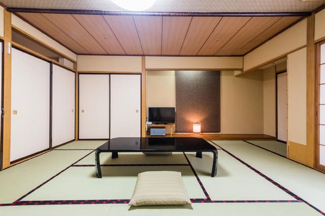Japanese Style Room for 4 People with 10 Tatami - Non-Smoking
