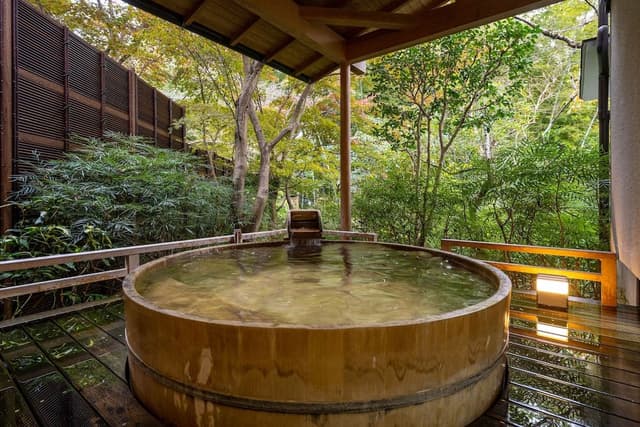 Room with Private External Bathroom ,Non Smoking