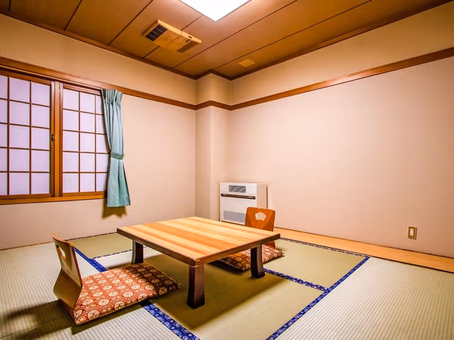 Japanese Room - Triple