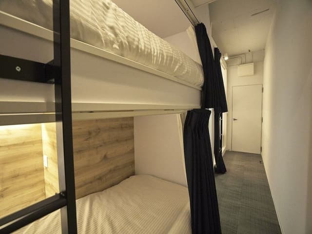 Standard Cabin, Shared Bathroom