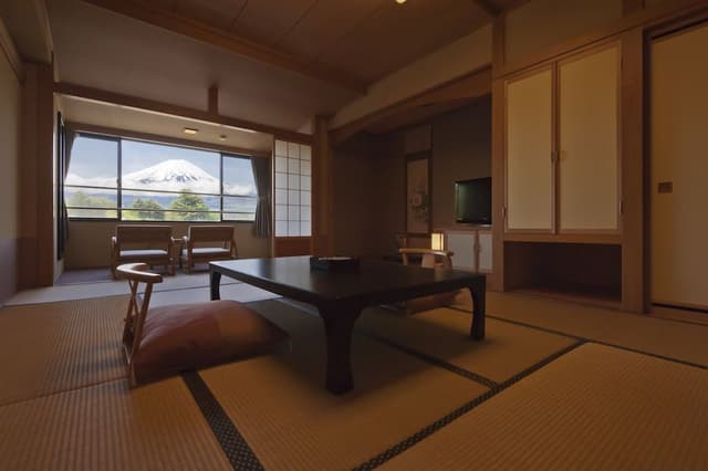 Japanese Style Standard Room, Smoking (Mian Build.)