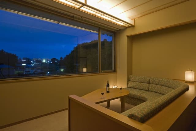 Japanese Style Room with a sofa & Mt. Fuji View (Annex Build)