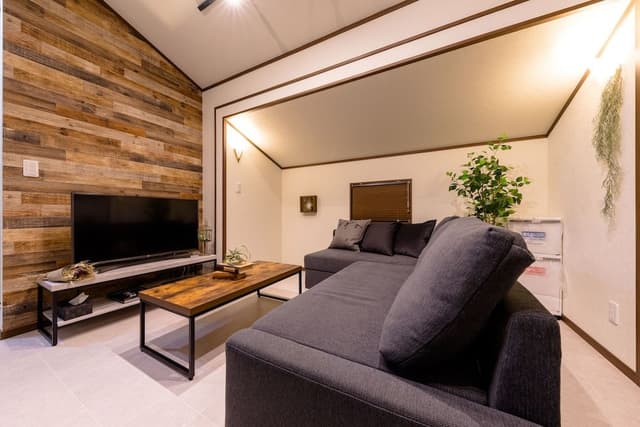 House, Non Smoking