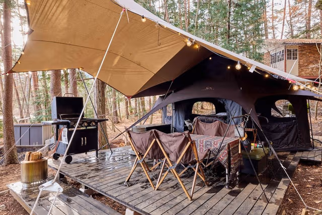 Premium Bell Tent2 3 Beds No smoking , Non smoking (Pet friendly)