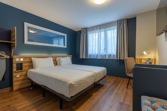 Twin Room - Disability Access