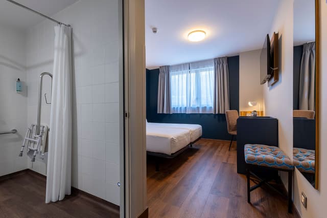 Twin Room - Disability Access