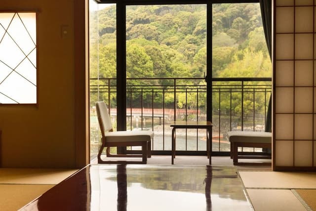 [12 Tatami Size] Uji River View Japanese Room