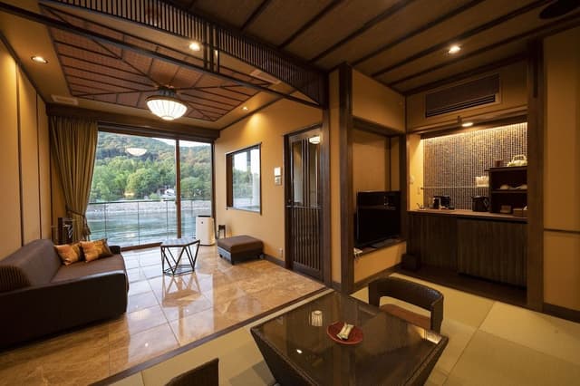 [RAN] Deluxe Twin, Uji River View with Half Open-Air Bath
