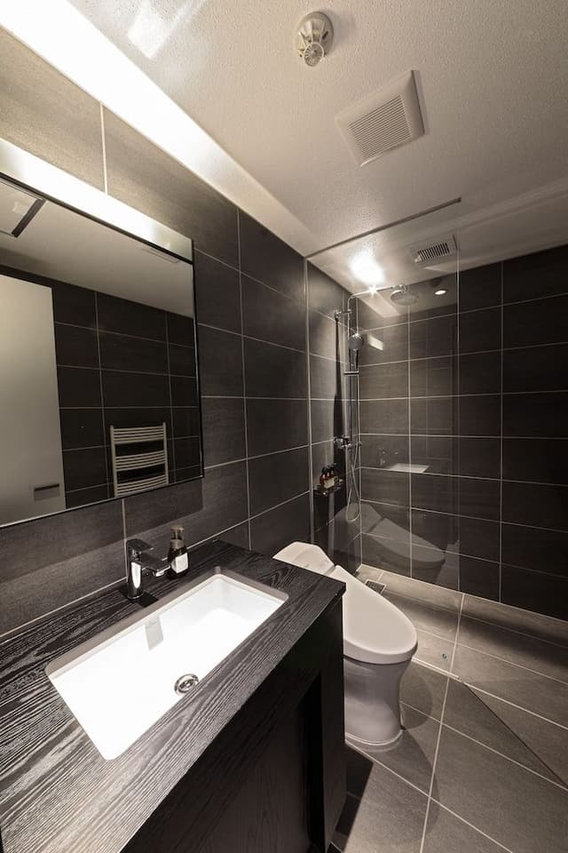 Superior Room R110 (2 Bedrooms) Non Smoking