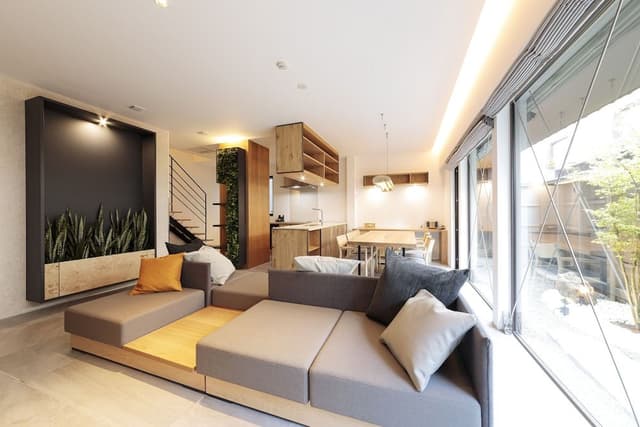 Deluxe Room R111 (2 Bedrooms) Non Smoking