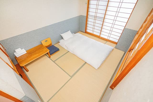 Economy Twin Room, Non Smoking, Mountain View