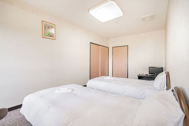 Standard Twin Room, Non Smoking, Mountain View