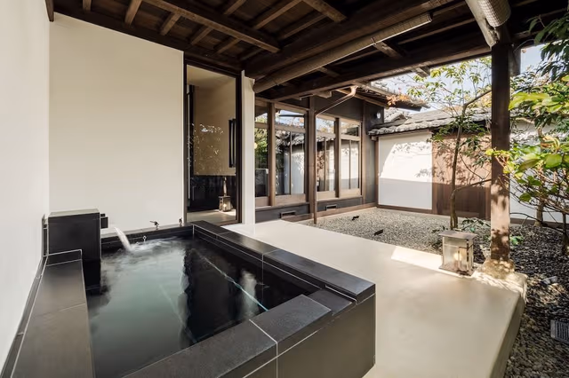 Signature Suite, Garden View