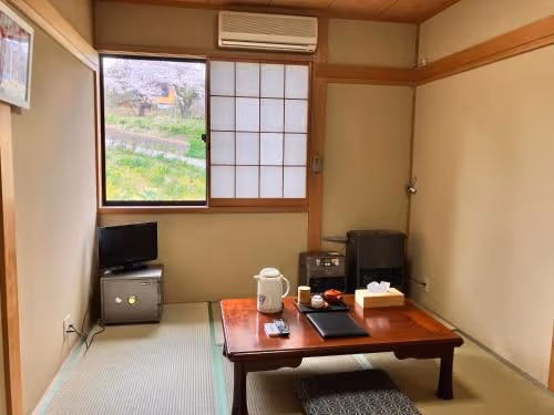 Twin Room with Shared Bathroom