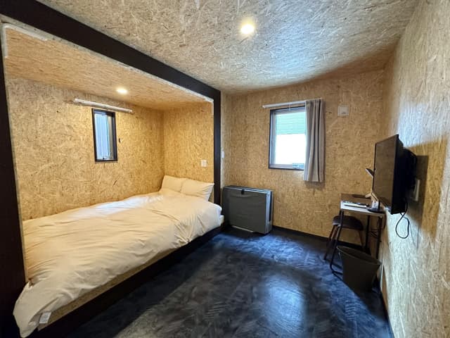 Double Room A - Non-Smoking