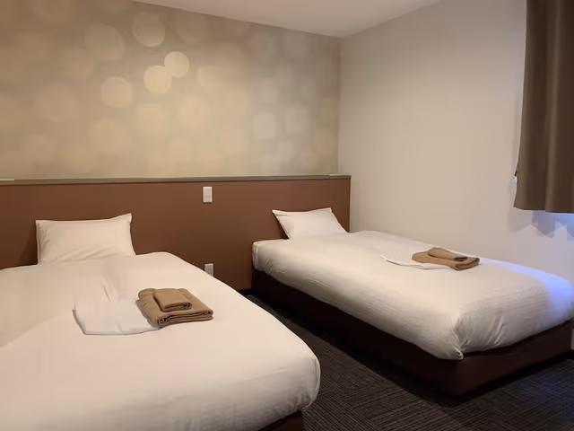 Standard Twin Room