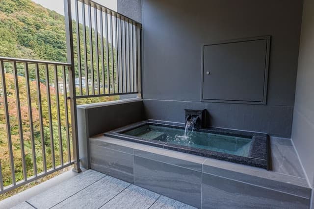Triple Room, 3 Bedrooms, Non Smoking, River View