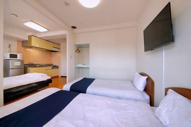Basic Triple Room, Non Smoking