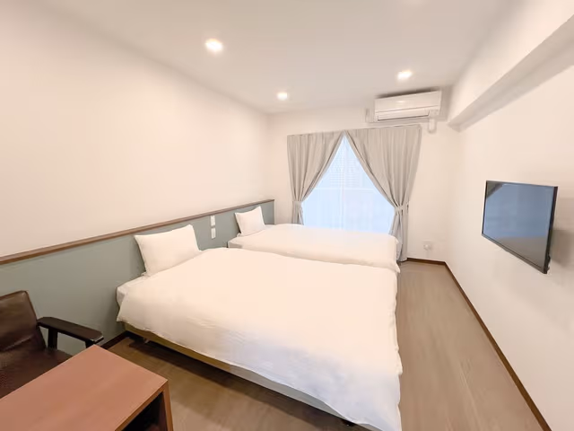 Basic Twin Room