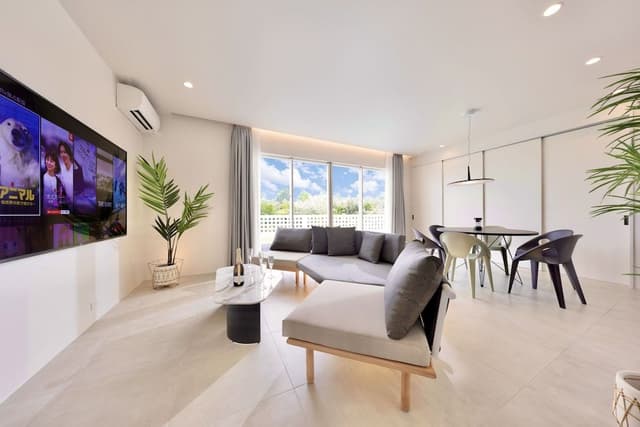 Luxury Villa E