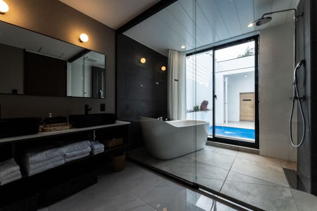 Pool Villa Suite Room