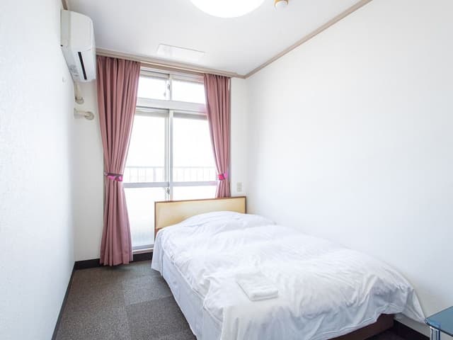 Western Style Room with Shared Bathroom, Single Use, Non Smoking
