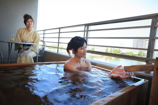Biwa No Kaze Japanese Style Room with Private Natural Hot Spring Open-Air Bath - Non-Smoking