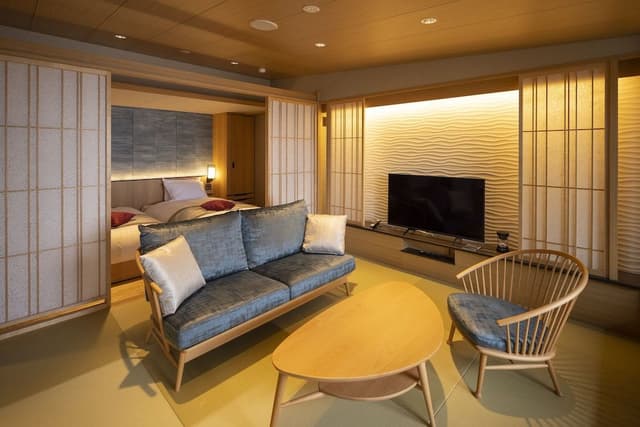 Koyu Elegant Suite with Semi-Open-Air Private Natural Hot Spring - Non-Smoking