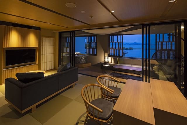 Koyu Premier Suite with Open-Air Private Natural Hot Spring - Non-Smoking