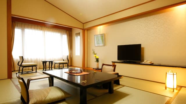 Comfort Room for 4 People